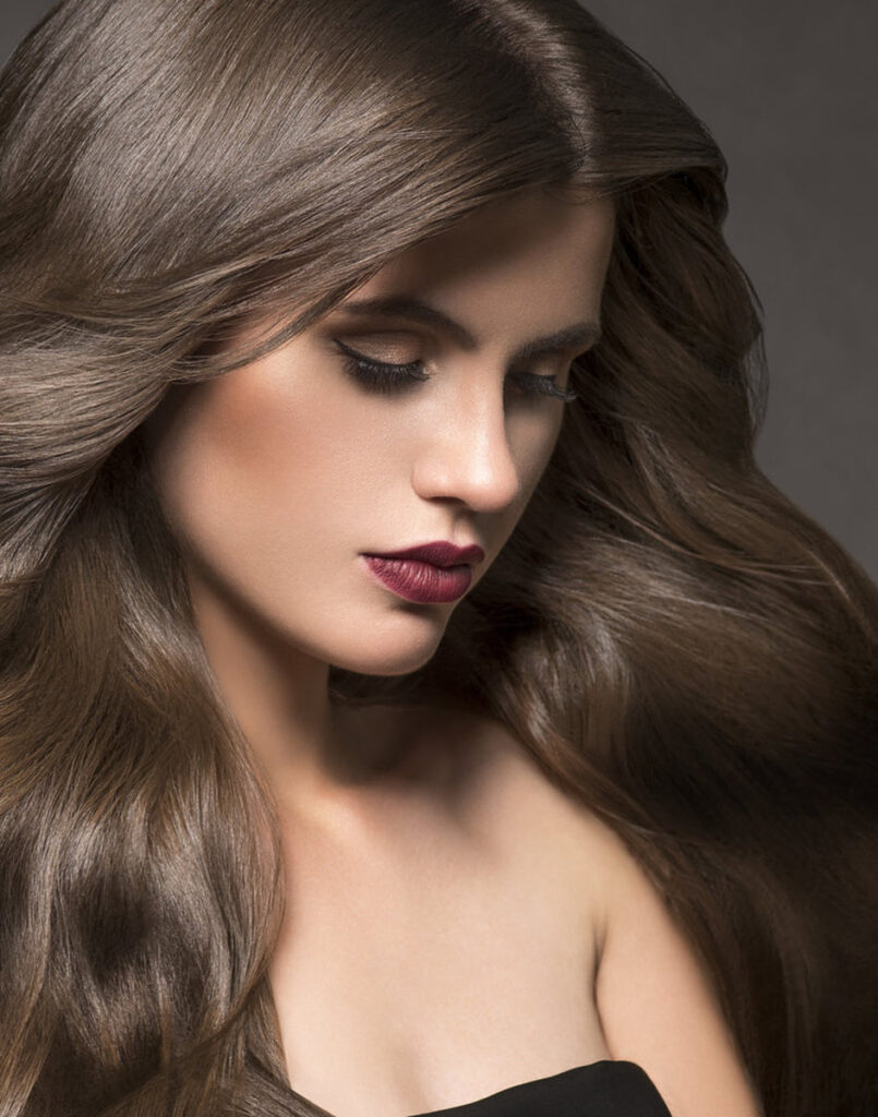 Cabello rizado: cortes y cuidados para respetar su forma